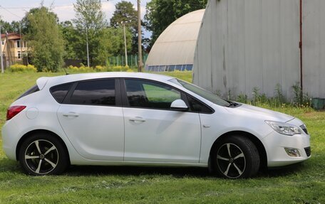 Opel Astra J, 2012 год, 585 000 рублей, 5 фотография