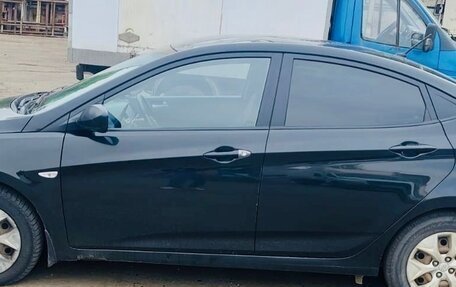 Hyundai Solaris II рестайлинг, 2015 год, 780 000 рублей, 3 фотография