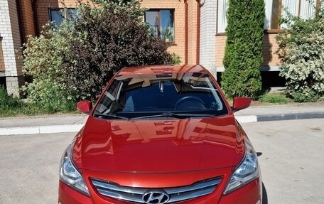 Hyundai Solaris II рестайлинг, 2015 год, 920 000 рублей, 3 фотография