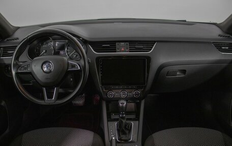 Skoda Octavia, 2017 год, 1 380 000 рублей, 13 фотография