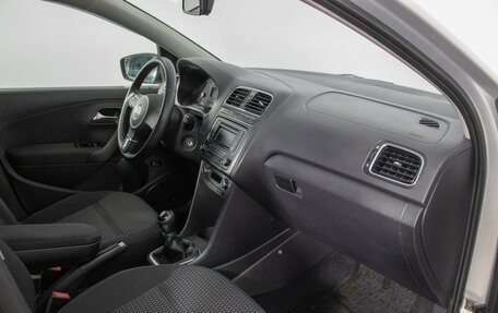 Volkswagen Polo VI (EU Market), 2012 год, 820 000 рублей, 9 фотография