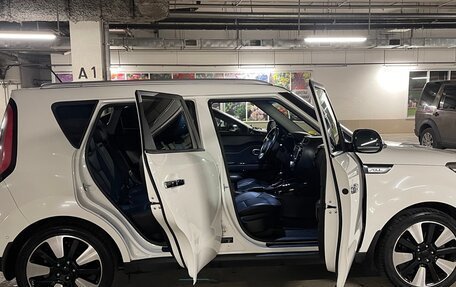 KIA Soul II рестайлинг, 2019 год, 1 740 000 рублей, 7 фотография