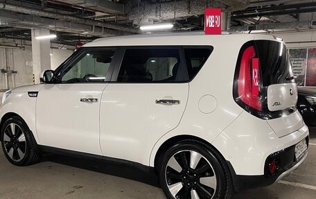 KIA Soul II рестайлинг, 2019 год, 1 740 000 рублей, 5 фотография