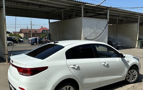 KIA Rio IV, 2018 год, 1 250 000 рублей, 7 фотография