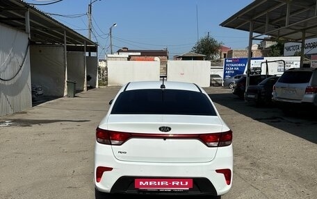 KIA Rio IV, 2018 год, 1 250 000 рублей, 5 фотография