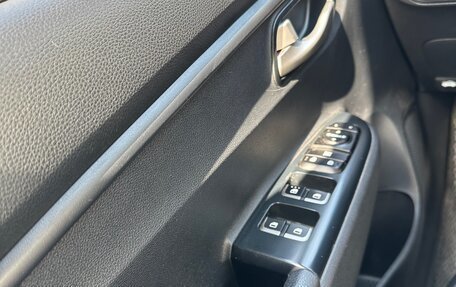 KIA Rio IV, 2018 год, 1 250 000 рублей, 12 фотография