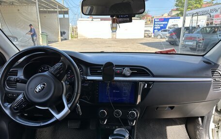 KIA Rio IV, 2018 год, 1 250 000 рублей, 10 фотография