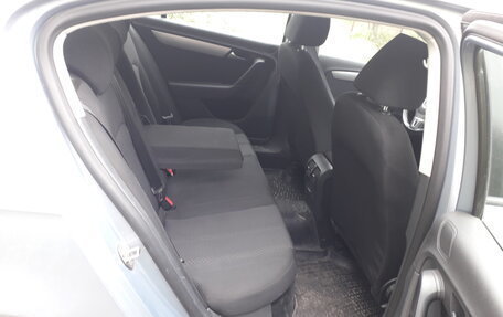 Volkswagen Passat B7, 2011 год, 999 000 рублей, 1 фотография