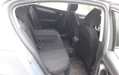 Volkswagen Passat B7, 2011 год, 999 000 рублей, 1 фотография