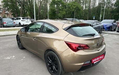 Opel Astra J, 2013 год, 1 037 000 рублей, 3 фотография