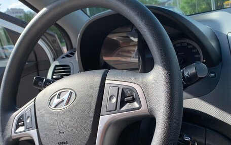 Hyundai Solaris II рестайлинг, 2015 год, 1 070 000 рублей, 6 фотография