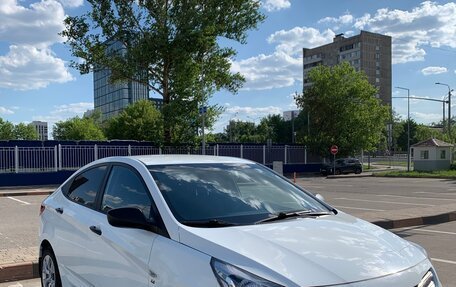 Hyundai Solaris II рестайлинг, 2015 год, 1 070 000 рублей, 3 фотография
