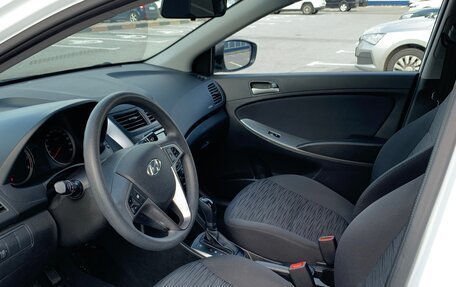 Hyundai Solaris II рестайлинг, 2015 год, 1 070 000 рублей, 11 фотография