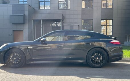 Porsche Panamera II рестайлинг, 2010 год, 3 300 000 рублей, 2 фотография
