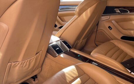 Porsche Panamera II рестайлинг, 2010 год, 3 300 000 рублей, 4 фотография