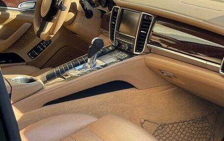 Porsche Panamera II рестайлинг, 2010 год, 3 300 000 рублей, 7 фотография