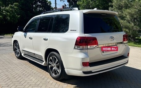 Toyota Land Cruiser 200, 2020 год, 9 700 000 рублей, 5 фотография