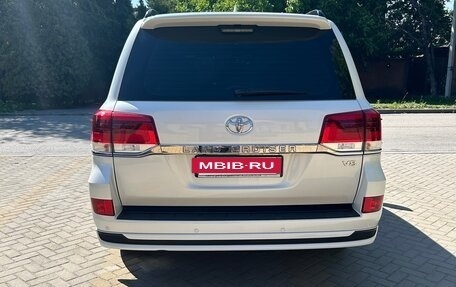 Toyota Land Cruiser 200, 2020 год, 9 700 000 рублей, 6 фотография