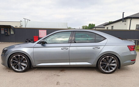 Skoda Superb III рестайлинг, 2016 год, 2 750 000 рублей, 4 фотография