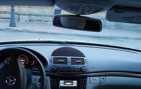 Mercedes-Benz E-Класс, 2004 год, 540 000 рублей, 11 фотография