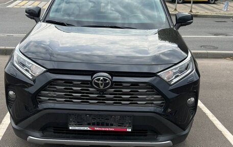 Toyota RAV4, 2021 год, 5 000 000 рублей, 3 фотография