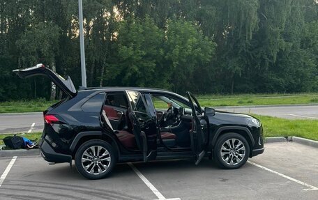 Toyota RAV4, 2021 год, 5 000 000 рублей, 7 фотография