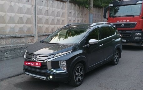 Mitsubishi Xpander, 2022 год, 2 650 000 рублей, 5 фотография