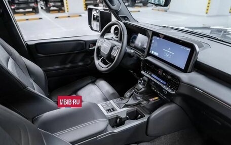 Toyota Land Cruiser Prado, 2024 год, 9 400 000 рублей, 14 фотография