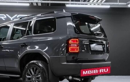 Toyota Land Cruiser Prado, 2024 год, 9 400 000 рублей, 10 фотография