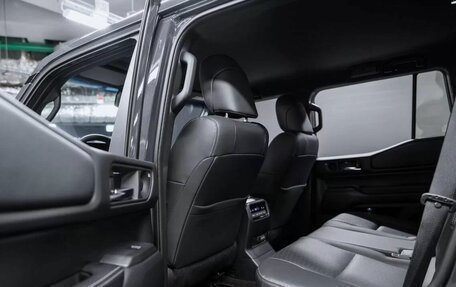 Toyota Land Cruiser Prado, 2024 год, 9 400 000 рублей, 26 фотография