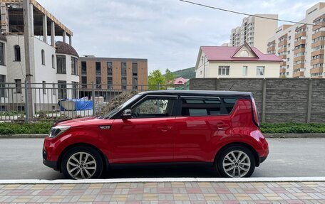 KIA Soul II рестайлинг, 2018 год, 1 550 000 рублей, 3 фотография