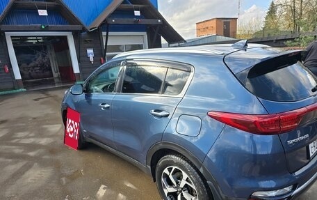 KIA Sportage IV рестайлинг, 2020 год, 2 380 000 рублей, 5 фотография