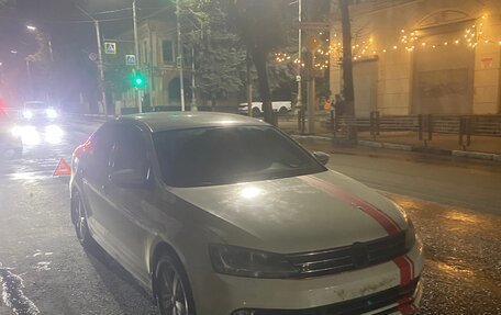 Volkswagen Jetta VI, 2016 год, 1 200 000 рублей, 3 фотография