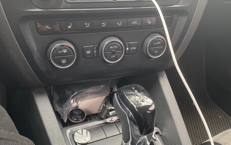 Volkswagen Jetta VI, 2016 год, 1 200 000 рублей, 11 фотография