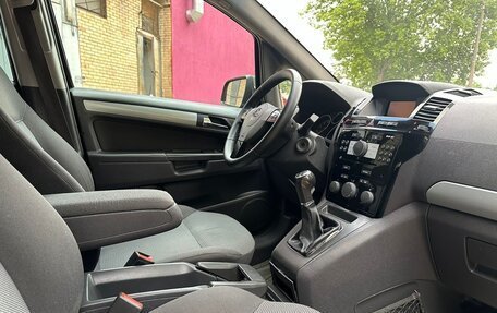 Opel Zafira B, 2011 год, 825 000 рублей, 6 фотография