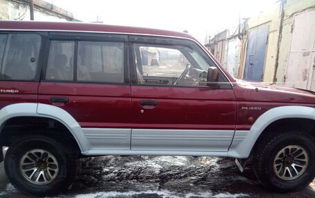 Mitsubishi Pajero III рестайлинг, 1993 год, 650 000 рублей, 2 фотография