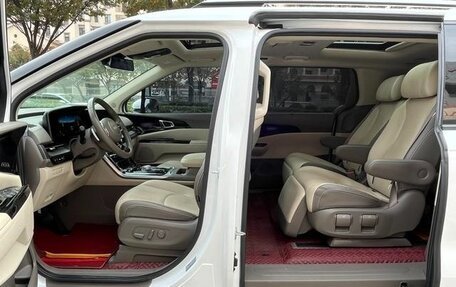 KIA Carnival, 2021 год, 2 900 443 рублей, 8 фотография