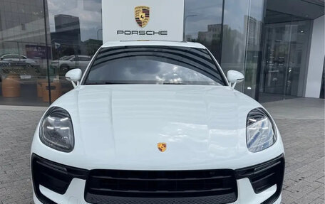Porsche Macan I рестайлинг, 2022 год, 5 000 000 рублей, 2 фотография
