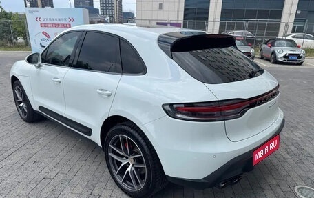 Porsche Macan I рестайлинг, 2022 год, 5 000 000 рублей, 4 фотография