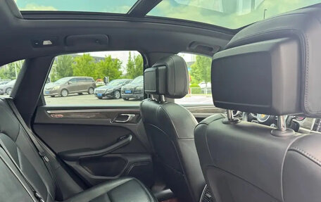 Porsche Macan I рестайлинг, 2022 год, 5 000 000 рублей, 11 фотография