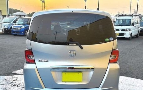 Honda Freed I, 2015 год, 897 000 рублей, 5 фотография