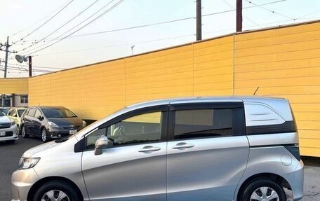 Honda Freed I, 2015 год, 897 000 рублей, 7 фотография