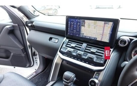 Toyota Land Cruiser, 2022 год, 9 622 123 рублей, 17 фотография