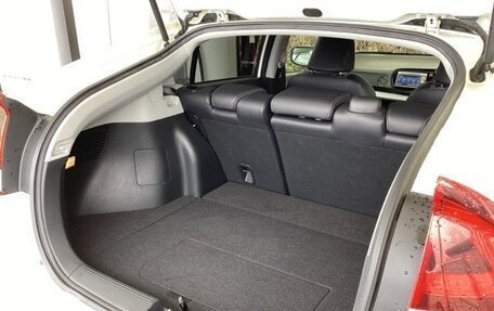 Honda Insight II рестайлинг, 2014 год, 760 000 рублей, 16 фотография