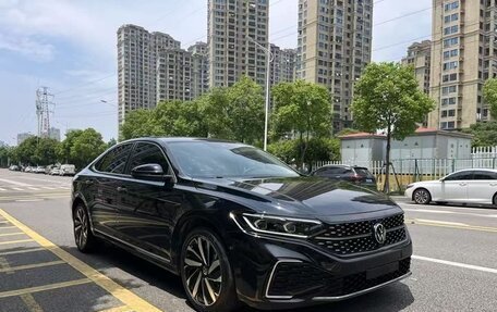 Volkswagen Passat B8 рестайлинг, 2022 год, 2 500 000 рублей, 3 фотография