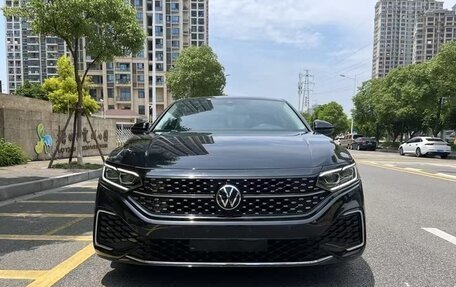Volkswagen Passat B8 рестайлинг, 2022 год, 2 500 000 рублей, 2 фотография