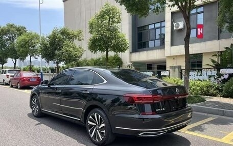 Volkswagen Passat B8 рестайлинг, 2022 год, 2 500 000 рублей, 5 фотография