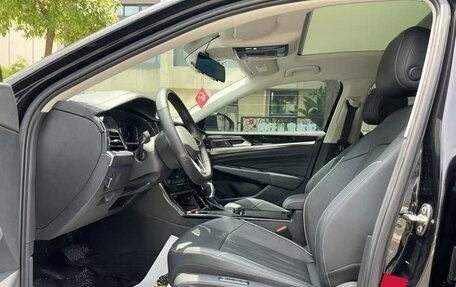 Volkswagen Passat B8 рестайлинг, 2022 год, 2 500 000 рублей, 8 фотография