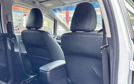 Honda Shuttle II, 2019 год, 1 020 000 рублей, 30 фотография