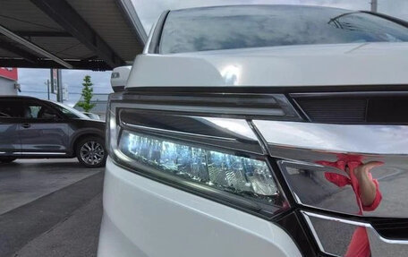 Honda Stepwgn IV, 2021 год, 1 750 000 рублей, 6 фотография